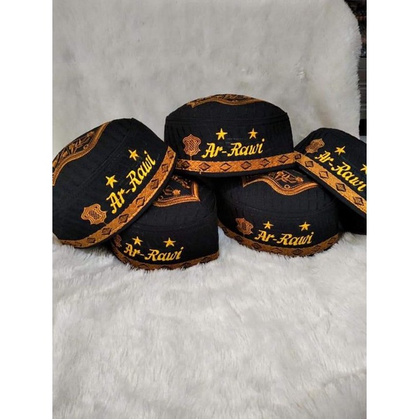 Terompah Gold Free Nama