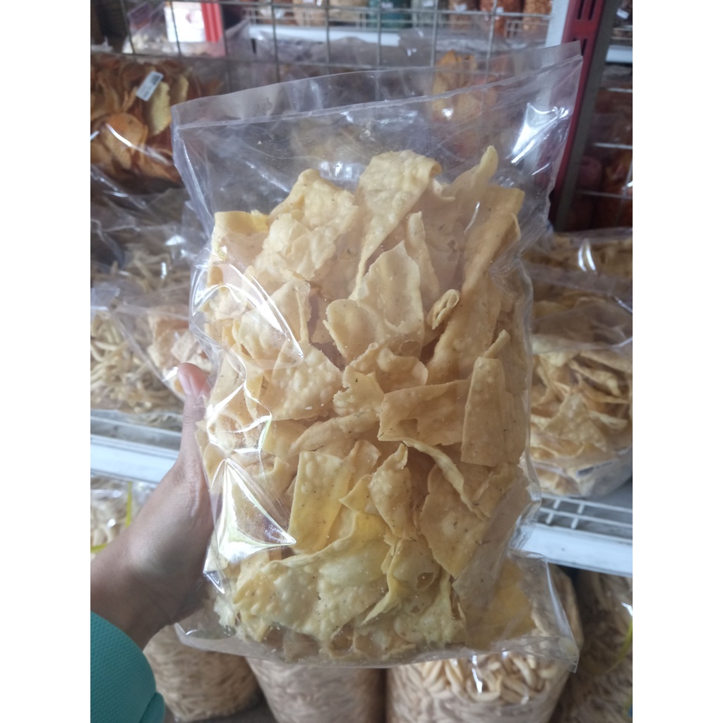 

PROMO KERIPIK PANGSIT SEKAR AYU SNACK CAMILAN KRIPIK BAWANG CUMI CUMI TERMURAH