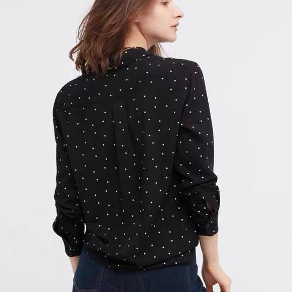 Terjangkau Kemeja Wanita Polka / Blouse Cewek Korea Polkadot ✓