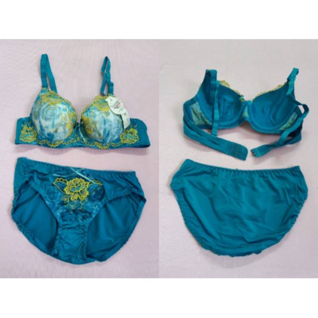 Bh Cd Setelan - Soal Kita