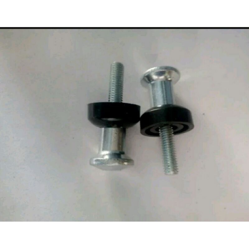 Baut antara jok depan Dan belakang CBR 150  old Thailand Baut  jok Nsr 150 Cbr 150 old Thailand per 