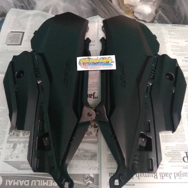 Cover sambungan body vario new 125 150 original