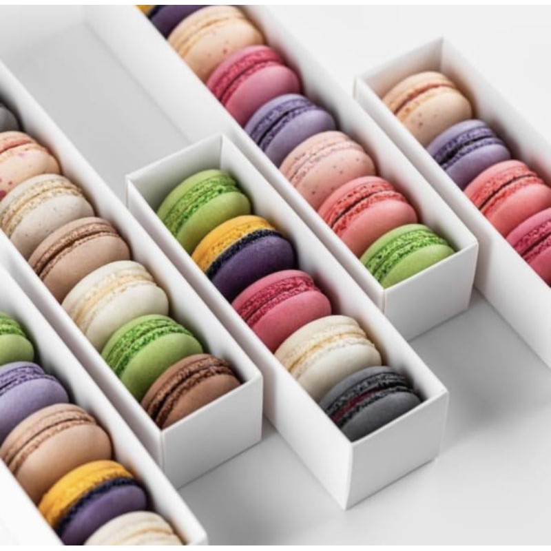

Paket Macaron [Macaroon] Reguler Besar 6 Pcs Cookies Spesial