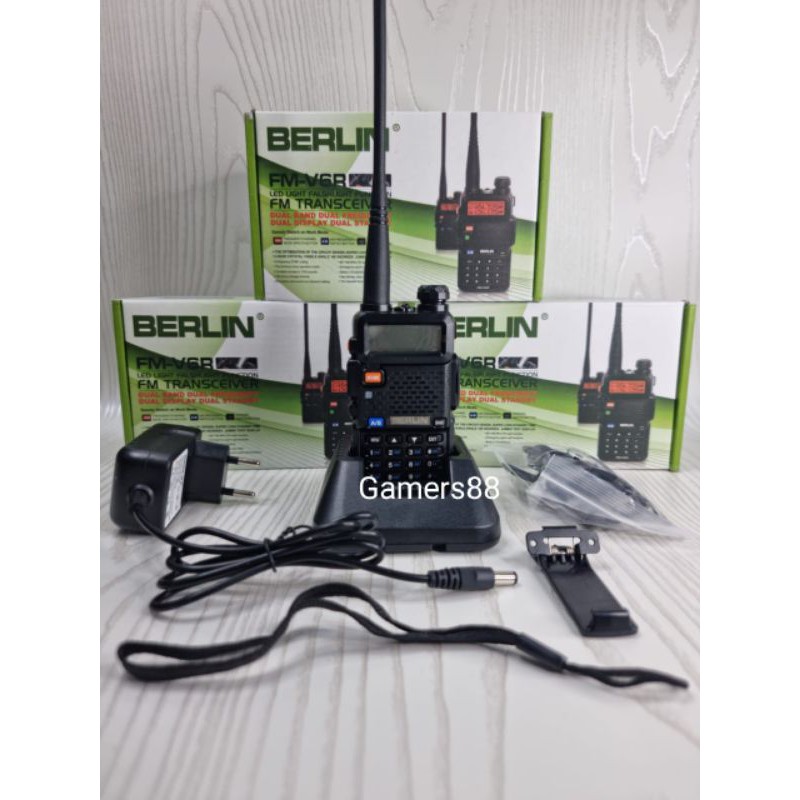 HT BERLIN FM-V6R Dual Band VHF-UHF Handy Talkie