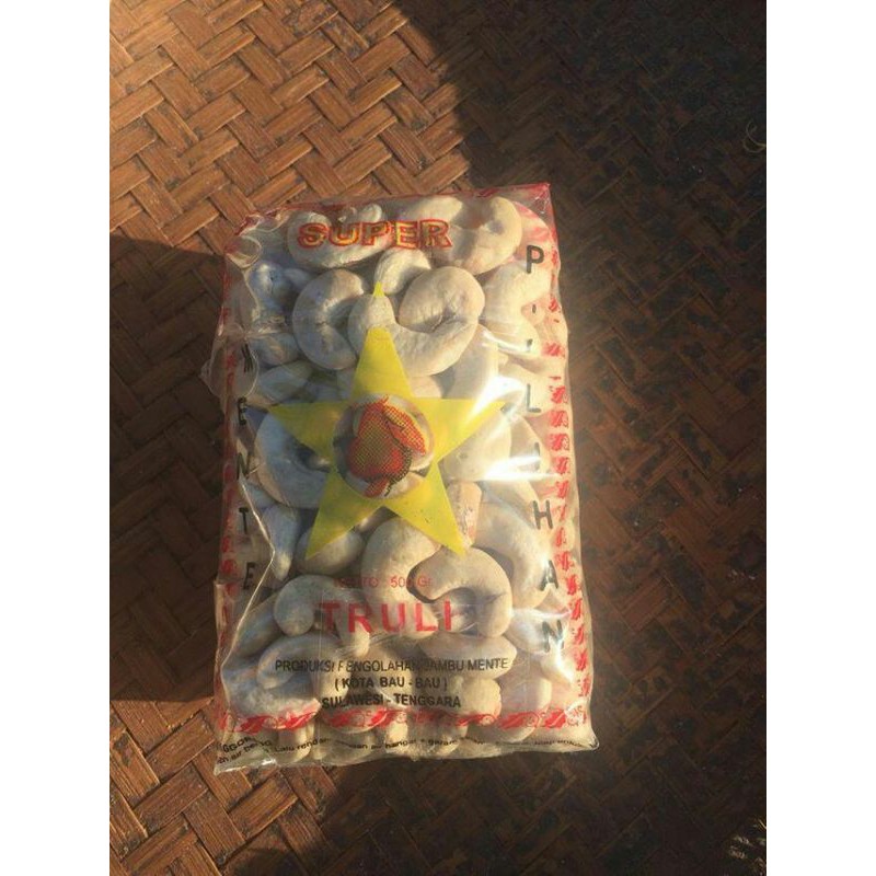 

kacang mede jumbo