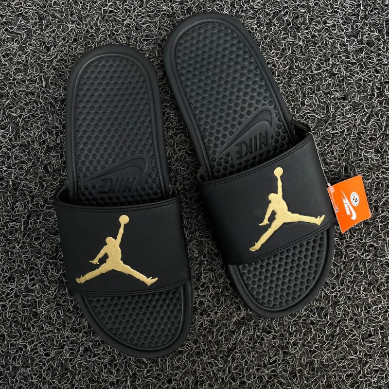 sandal Slide Nike Jordan Gold Premium / Sendal Slop Murah /Sandal Nike Air Jordan