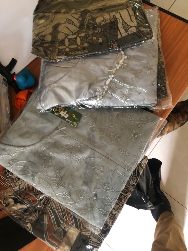 Maura Couple - Sania Ruffle Batik Couple Ori Ndoro Jowi Garansi Termurah Shopee - Batik Solo Modern