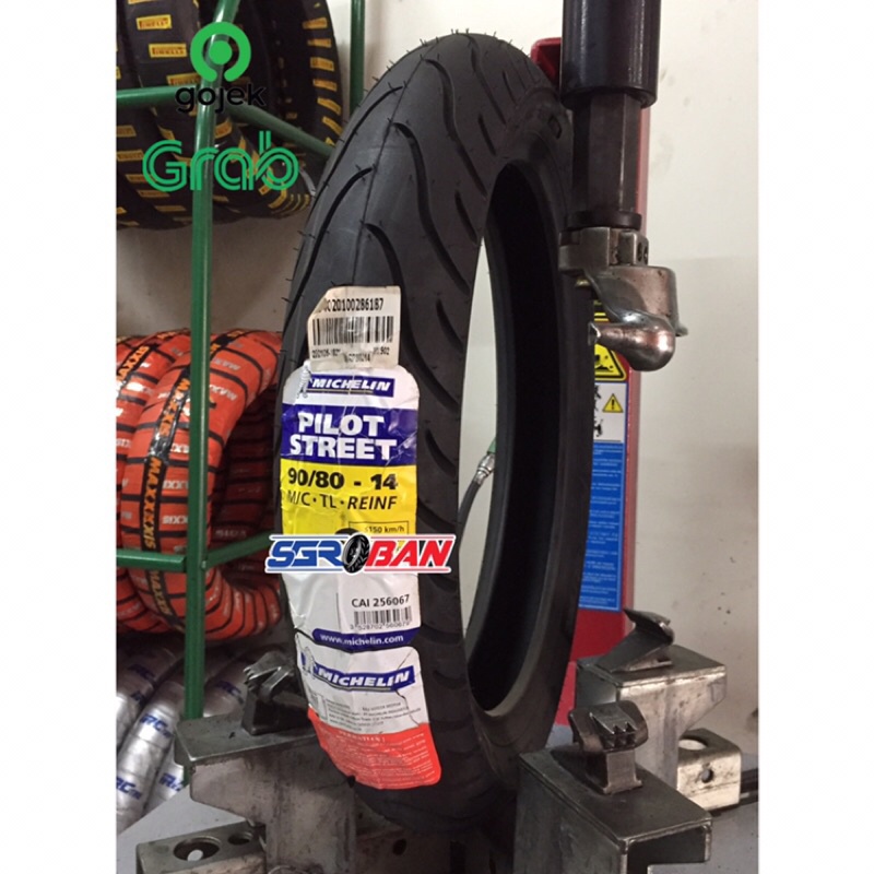 BAN MICHELIN PILOT STREET 90/80-14 TUBELESS BAN MATIC MIO BEAT VARIO