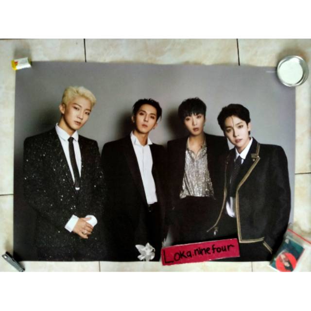 READY STOCK • WINNER OFFICIAL POSTER REMEMBER ALBUM