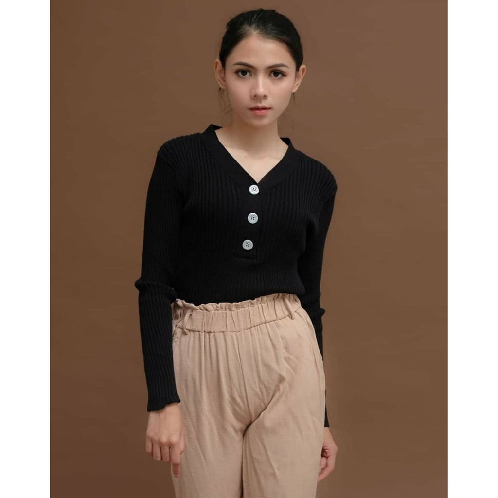 Atasan Wanita Baju Rajut MIKA knit WangkyNeck-Outerwear-Sweater Kancing Rajutan Wanita by Galleraj