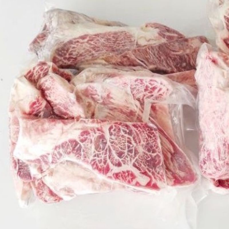 

Meltiq Out Spek / Yakiniku Steak Wagyu Meltiq Potongan Sembarang