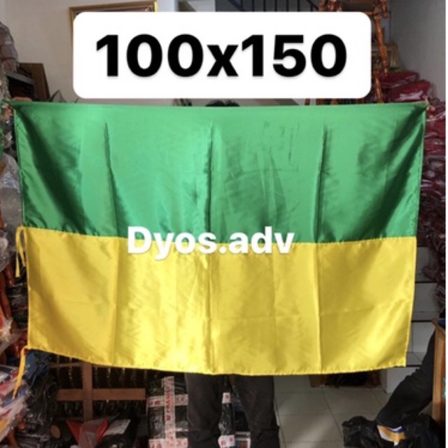Bendera Latihan Paskibra ukuran 100x150 cm bahan satin