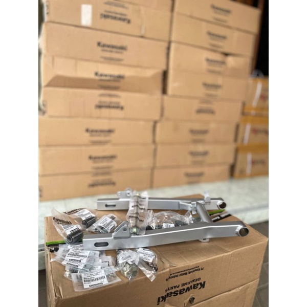 ARM SWING ARM AREM SUPITAN KAZE FULL SET ANTING SET BOSH ARM SET KARET BANTALAN SET AS DEPAN ARM KAZ