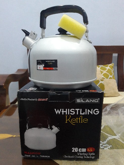 Teko Siul /teko Bunyi Whistling Kettle Maspion Ukuran 24cm&22cm