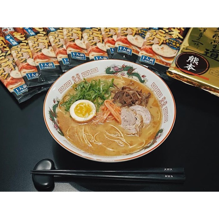 

impor-mie- itsuki ramen kumamoto mokkos 123g . ramen jepang non halal -mie-impor.