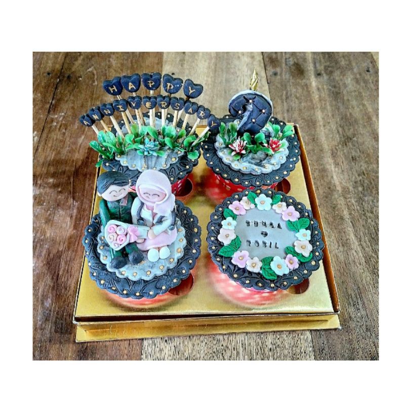 

cupcakes set isi 4