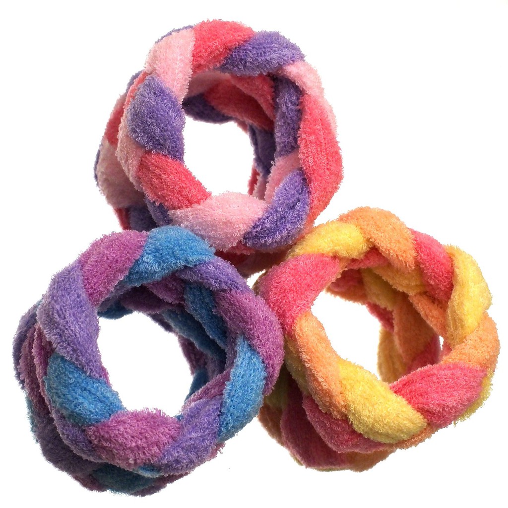 Ikat Rambut JUMBO KENCANG Kepang Handuk Halus Premium / Kuncir Scrunchie Bulu