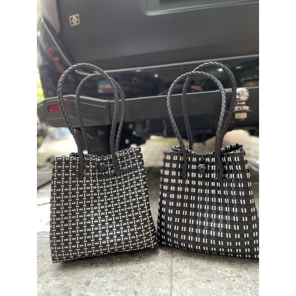 Tas Anyaman Plastik Jali Black White