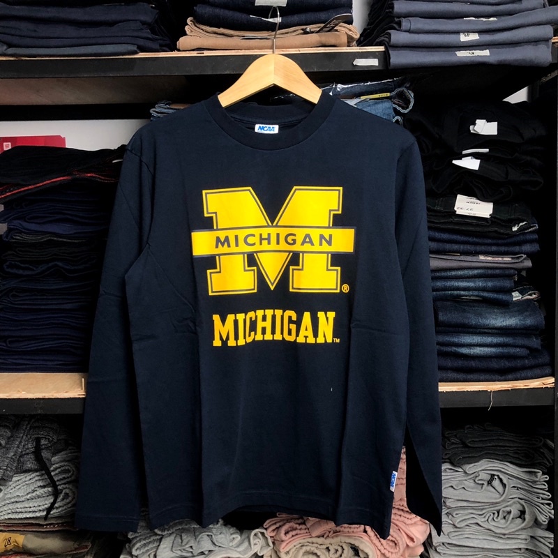 KAOS MICHIGAN LENGAN PANJANG BY NCAA