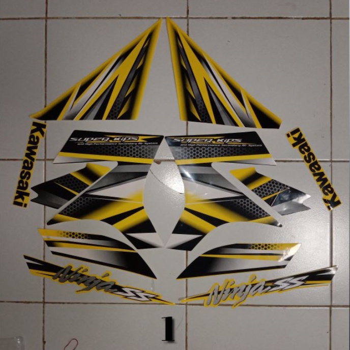 Striping Stiker Lis body Kawasaki Ninja Ss 2013 SE
