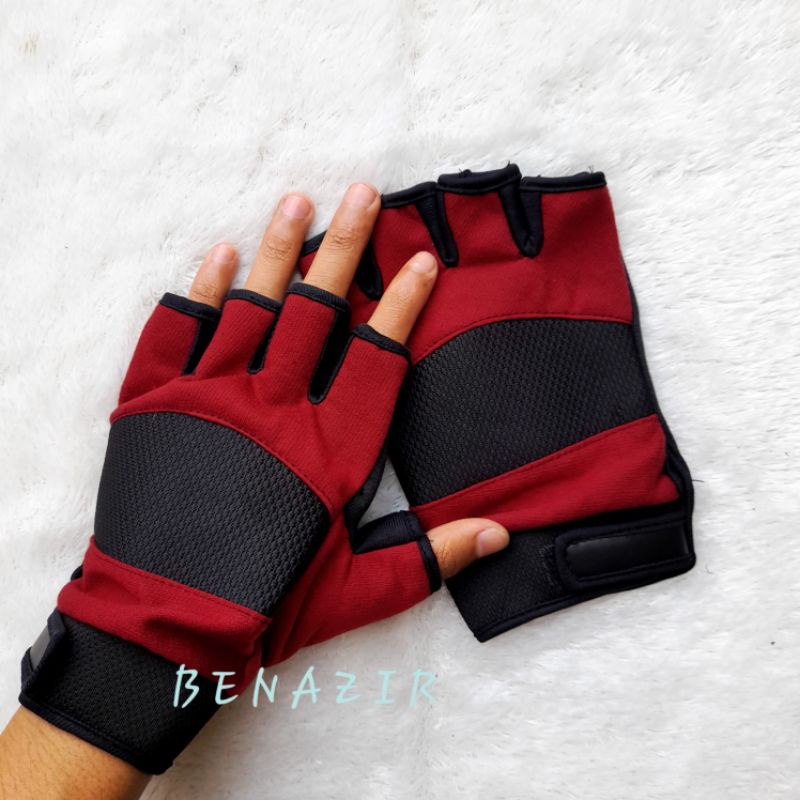 Sarung Tangan Motor Hitam Polos Setengah Jari Half Finger Cowok / Pria Sarung Tangan Berkendara Polos