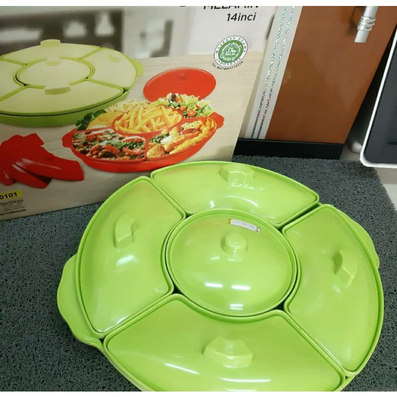 GOLDEN DRAGON Party Set Golden Melamine 14"