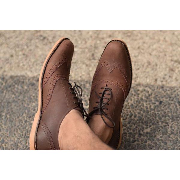 sepatu kulit azcost wingtip brown