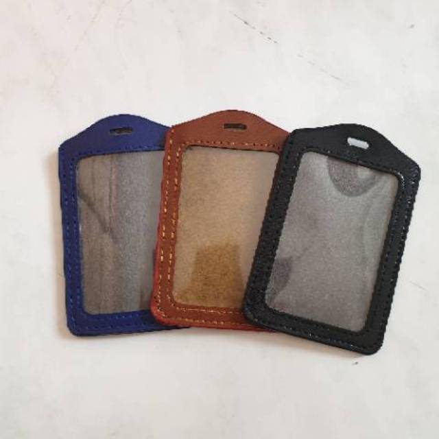 

NAME TAG KULIT 1 KARTU / TEMPAT ID CARD HOLDER / CASE KULIT SINTETIS