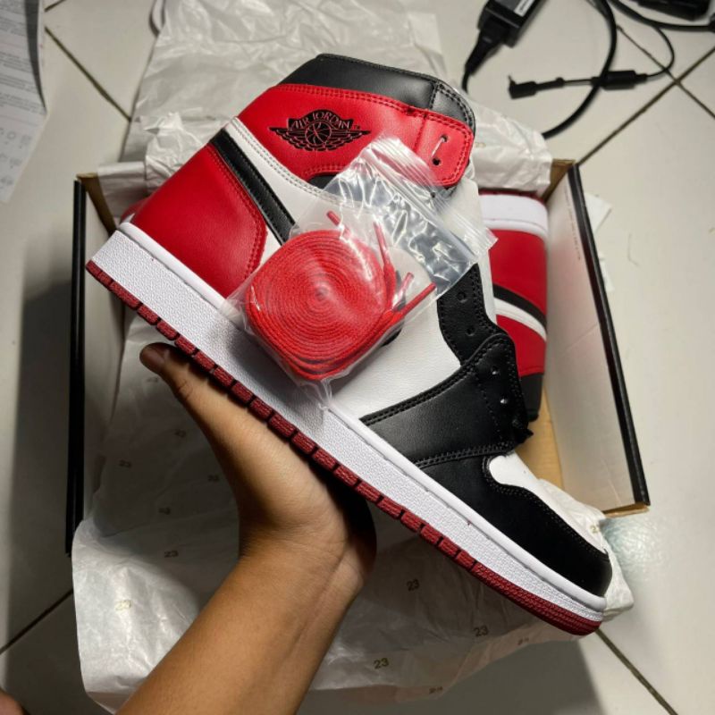 Nike Air Jordan 1 Retro High OG &quot;Black Toe&quot; MIRROR 1:1