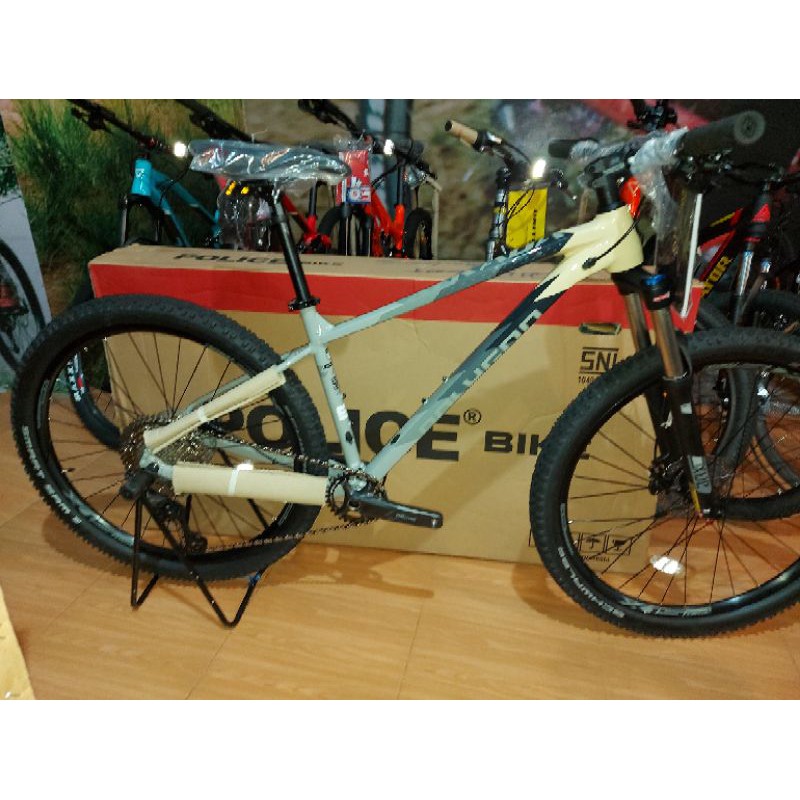 sepeda mtb 27.5 inch Polygon Xtrada 6.0 (1x11sp) 2021