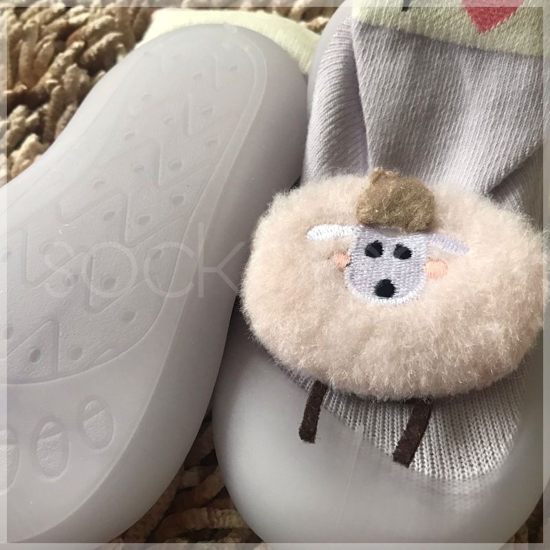 (Min 3pcs @26.000) sepatu bayi sepatu karet boneka 3D skidder sepatu prewalker