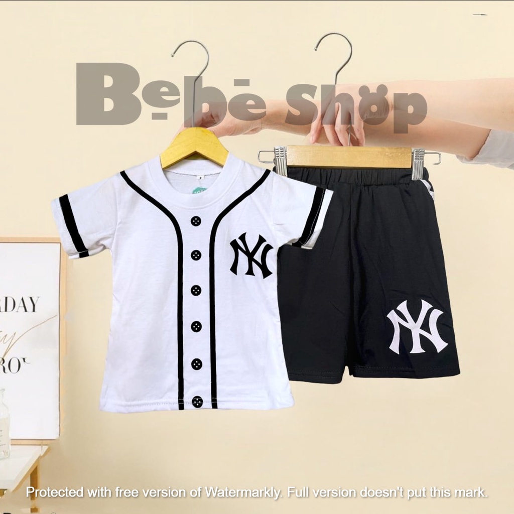 Setelan anak  laki-laki  bahan katun motif branded usia 1 sampai 6 tahun