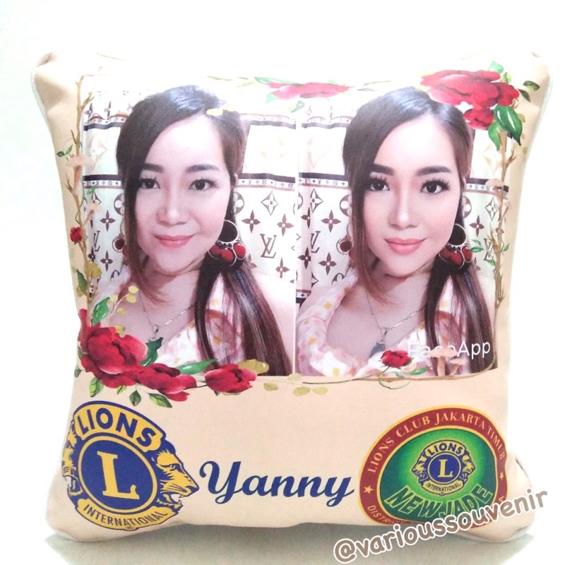 Bantal Foto Custom Waterproof Bolak Balik Hadiah Wisuda Kado Ultah Pernikahan Wedding Anniversary