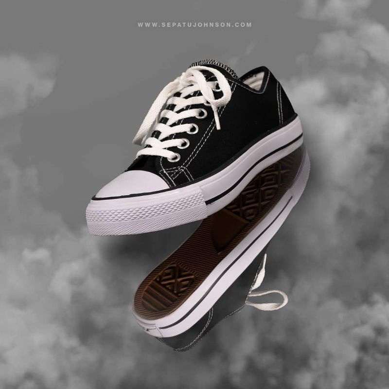 Sepatu Johnson Basic Low Black White