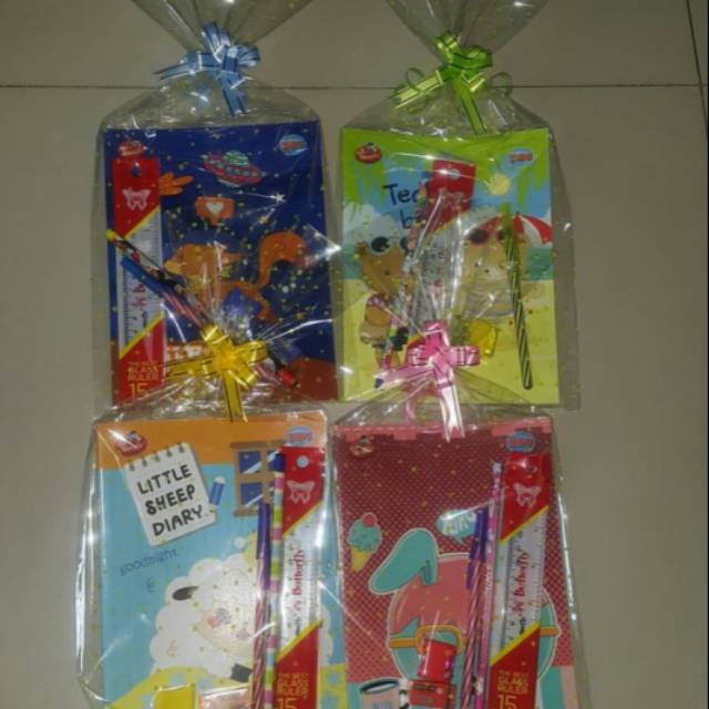 

PAKET ALAT TULIS BUKU STATIONERY SET SOUVENIR ULANG TAHUN ANAK