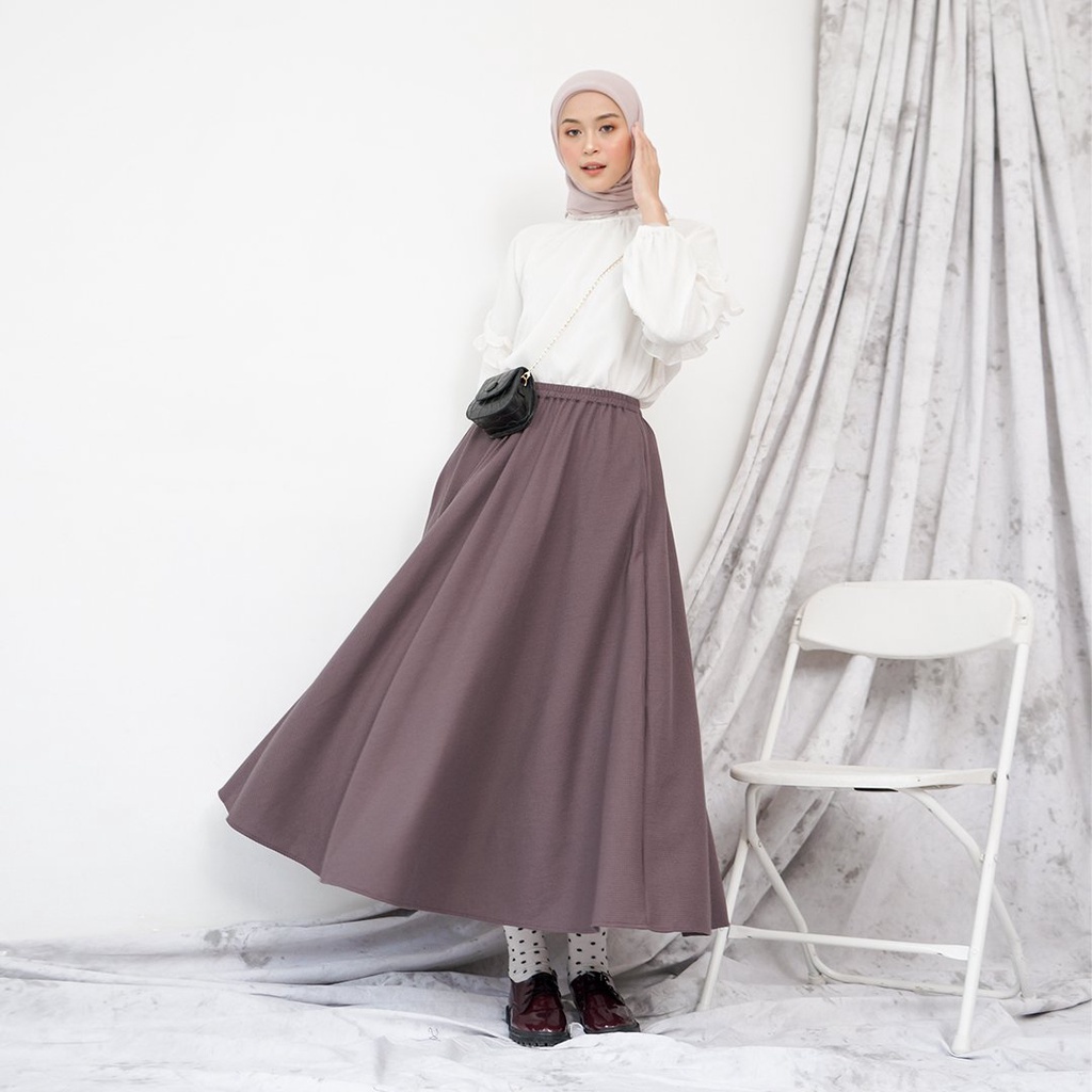 VR45H Vafe Skirt by Rokgaliya | rok lebar | rok waffle | rok daily
