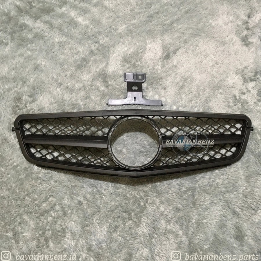 Grill AMG Mercedes Benz C Class w204 2007 - 2014