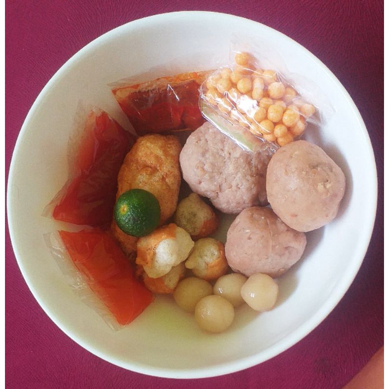 

Baso Urat Balado Bandung Isi Parian Komplit
