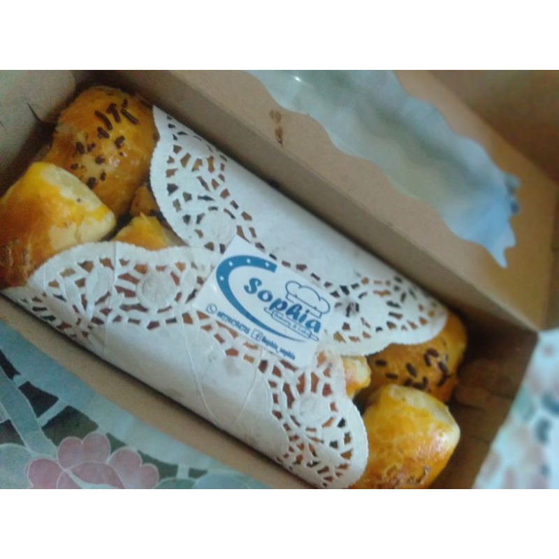 

Bolen Pisang (isi 10) ✨Premium Quality✨