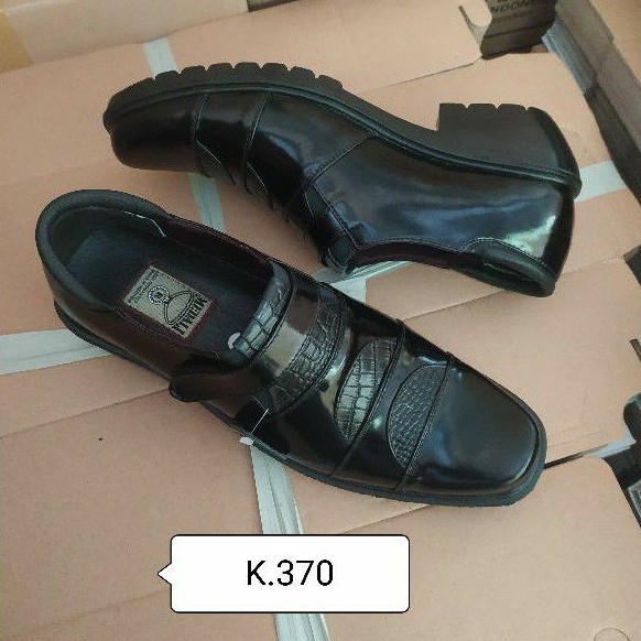 MDL PDH Polri TNI security guard PNS sepatu kerja formal tampil lebih keren
