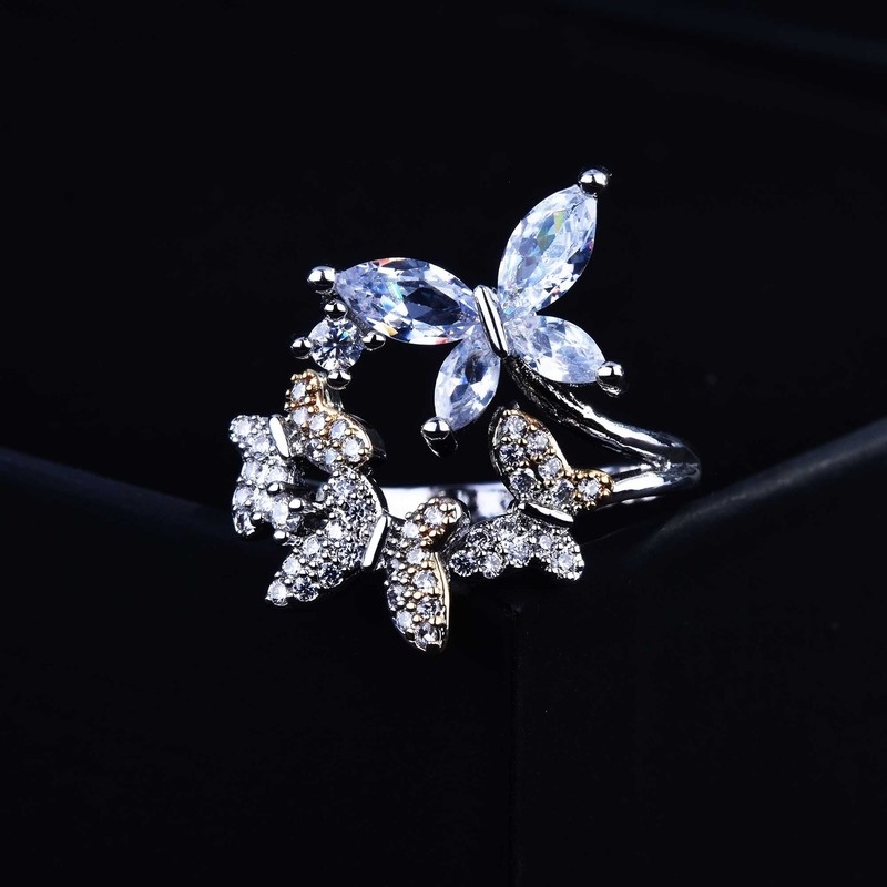 Personality Butterfly Shape White Moissanite Ring