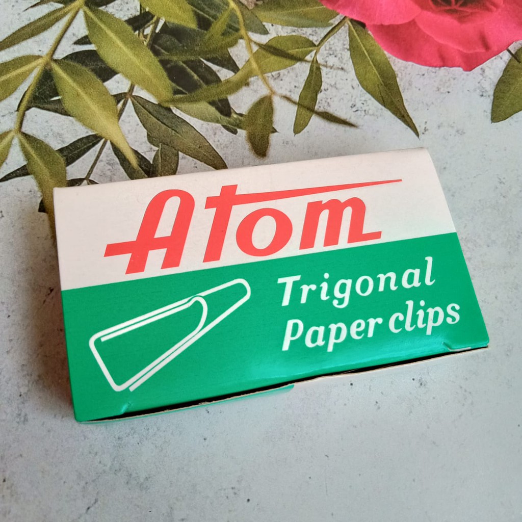 

1 pak Trigonal paper clips atom no 3 besi mudah digunakan kuat