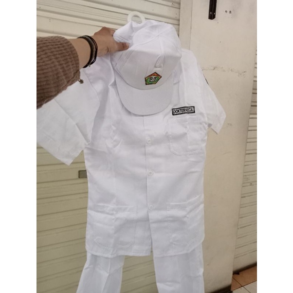 Baju dokter kecil anak