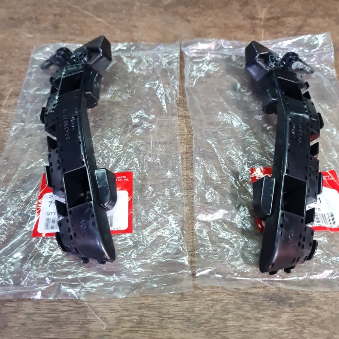 Spacer Bumper Bracket Bumper Kanan Kiri CRV 2013 Gen 4 RM ORIGINAL