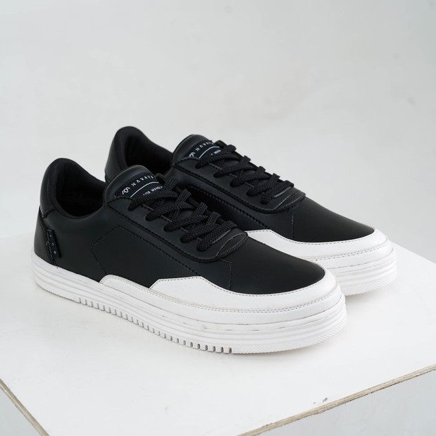 BSC 007 Black | Sepatu Hitam Casual Sneakers Kasual Polos Ori Pria Cowok Footwear | FORIND x Navara