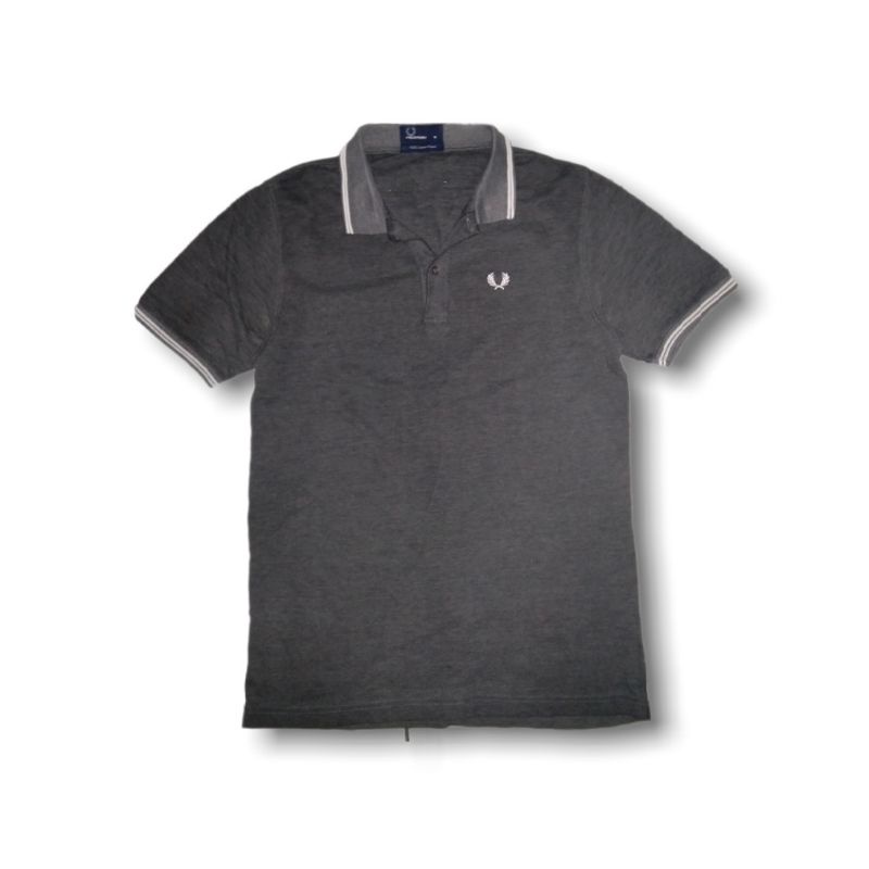 POLO SHIRT FRED PERRY POLO SHIRT FRED PERRY SIZE M SECOND