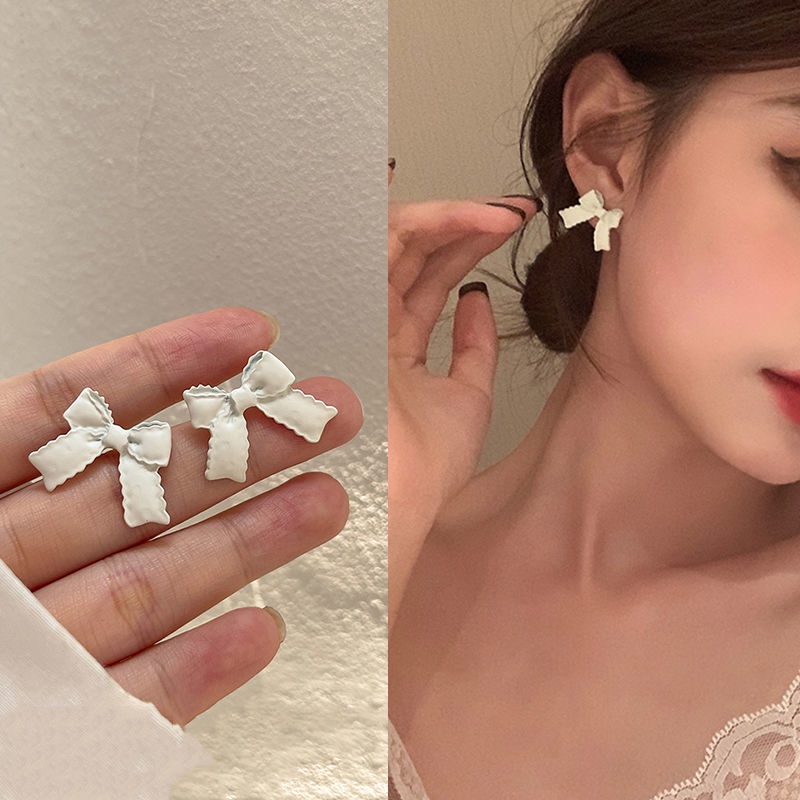 Busur stud anting-anting wanita musim panas baru trendi kualitas anting-anting sederhana niche desai