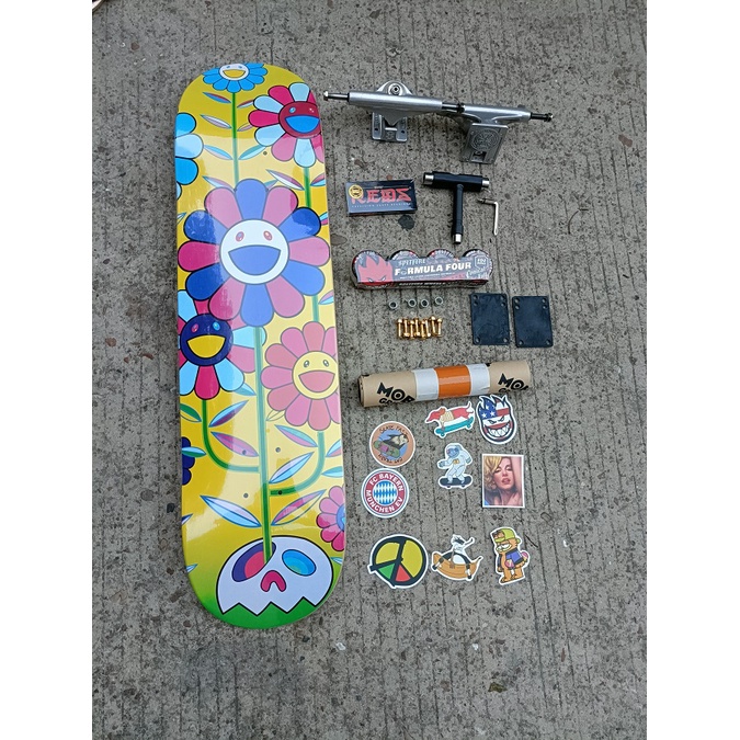 Bape set Bantalan Roda SKATEBOARD spitfire Dengan Stiker Tanpa Alat