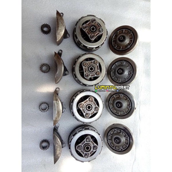 Rumah kopling dan balancer Supra xx atau Supra v set tinggal pasang