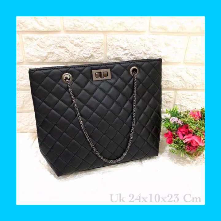 Tas CHANEL FULL FIOLA BAG TOTTE RESTLETING Tas Wanita Tas batam isi Banyak Tote